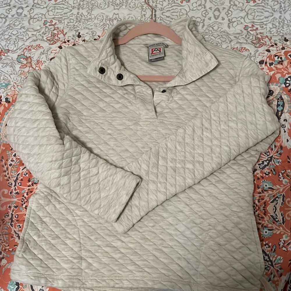 Avalanche pull over jacket